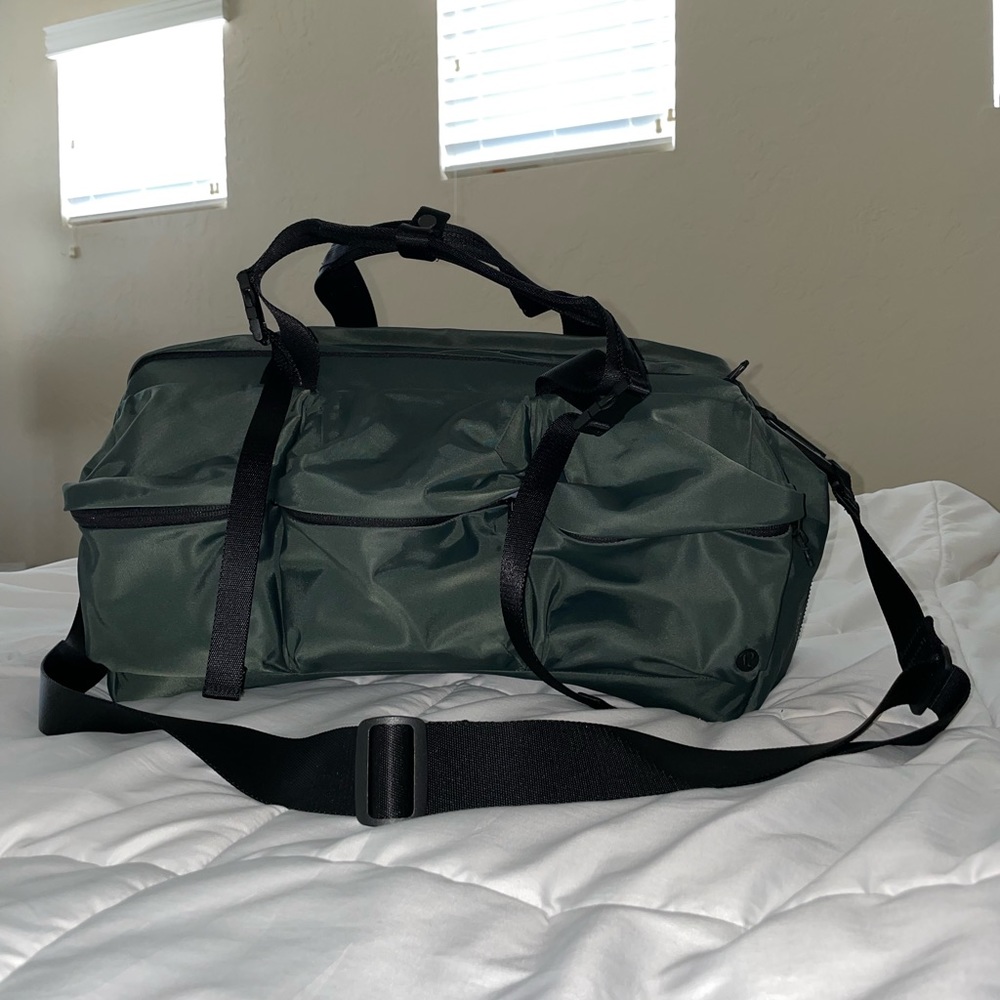 Lululemon Mens Duffel bag